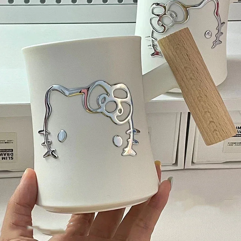 Kawaii Sanrio кружка для воды Hello Kittys аксессуары Милая мытья с деревянной ручкой чашка