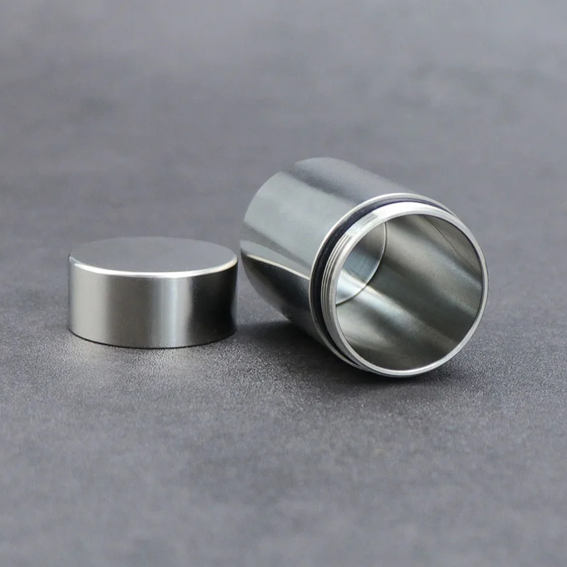 Герметичная капсула из нержавеющей стали для путешествий на открытом воздухе