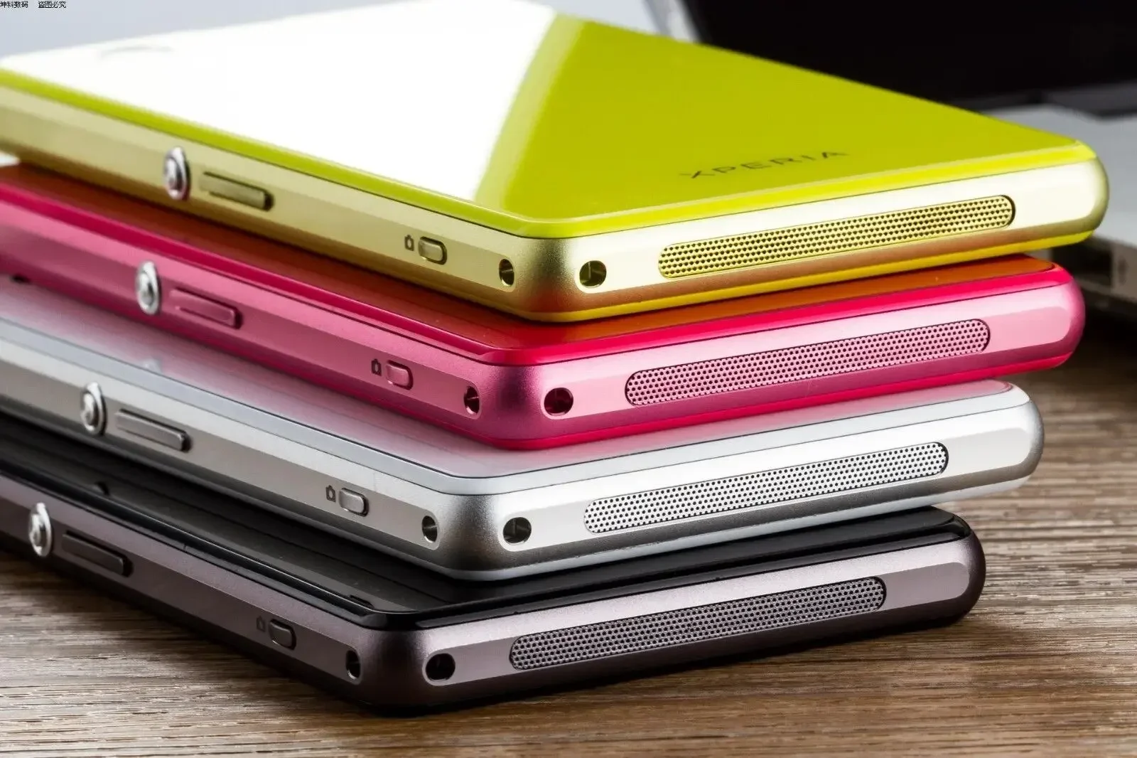 Смартфон SONY xperia z1 2/16ГБ global б/у