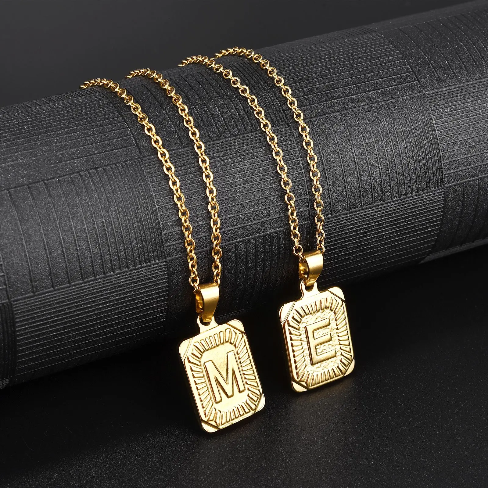 

2023 Vintage Stainless Steel Square Pendant Necklace Gold Plated Letter Necklace Initial Necklace For Women Men