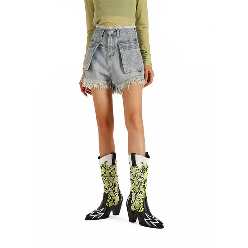 Сапоги с острым носком и вышивкой женская обувь до середины икры на массивном