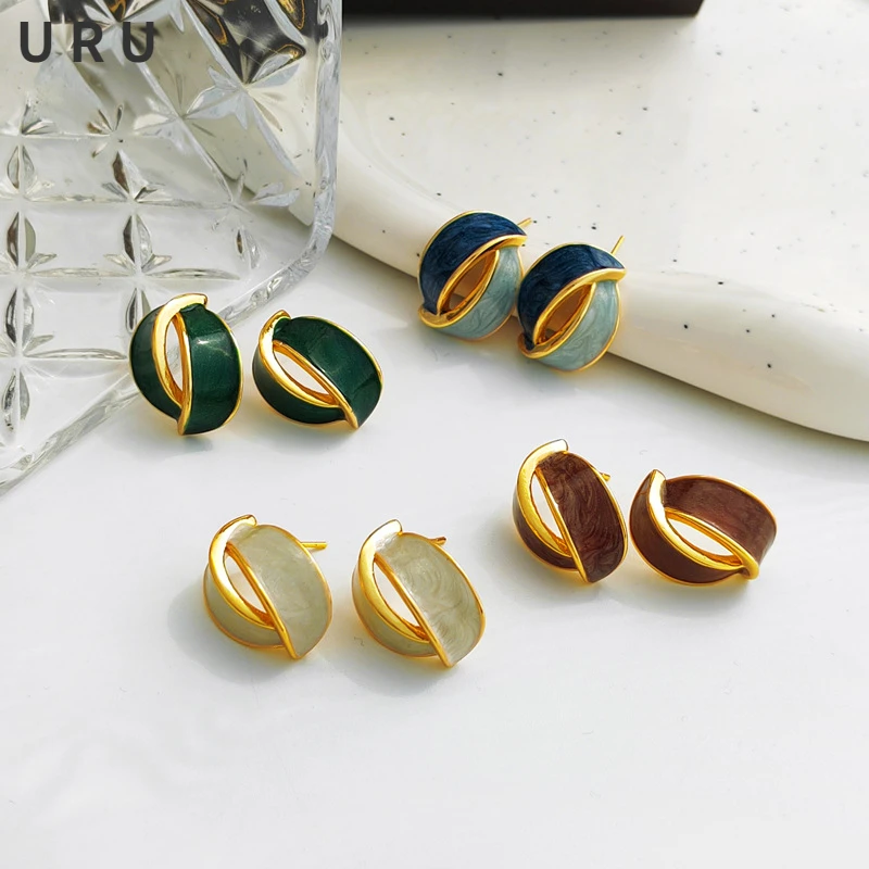 

Modern Jewelry 925 Silver Needle Enamel Stud Earrings Pretty Vintage Temperament Enamel White Red Green Stud Earrings