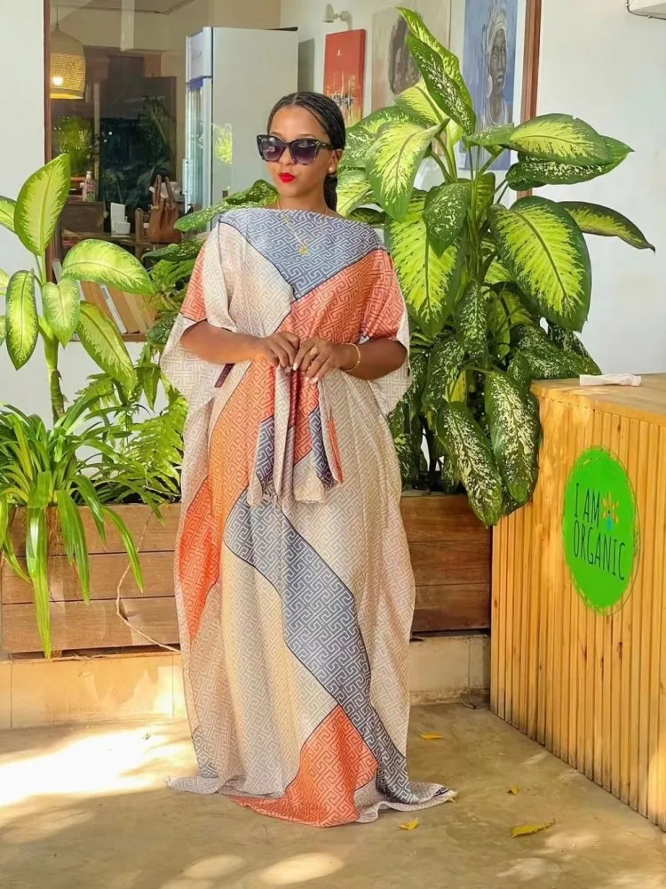 Fashion woman blouse 2023 dashiki robe silk fabric women's plus size tops shirts and blouses abaya فساتين طويلة Top women
