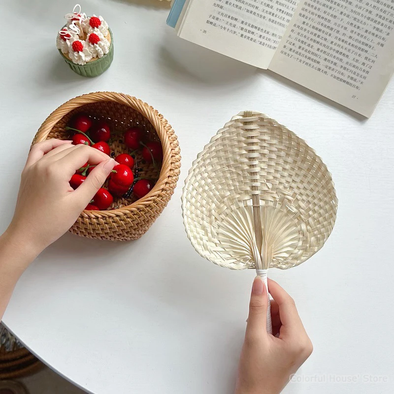 Веер из натурального бамбука и ротанга плетеный веер ручной работы в форме