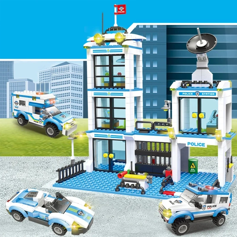 818 шт. Детский конструктор городской полицейский участок | Игрушки и хобби
