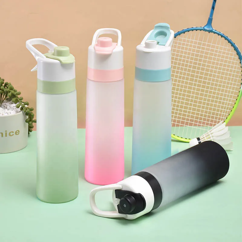 

700ml Spray Water Bottle Portable Outdoor Sport Fitness Frosted Water Cup Large Capacity Spray Bottle BPA Free Drinkware Bottles