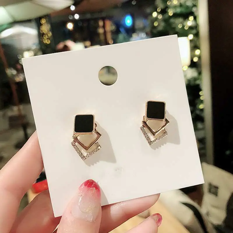 

2022 Fashion Inlaid Rhinestones Golden Overlap Square Earrings for Woman Black Square Stud Earrings Wedding Jewelry Wholesale
