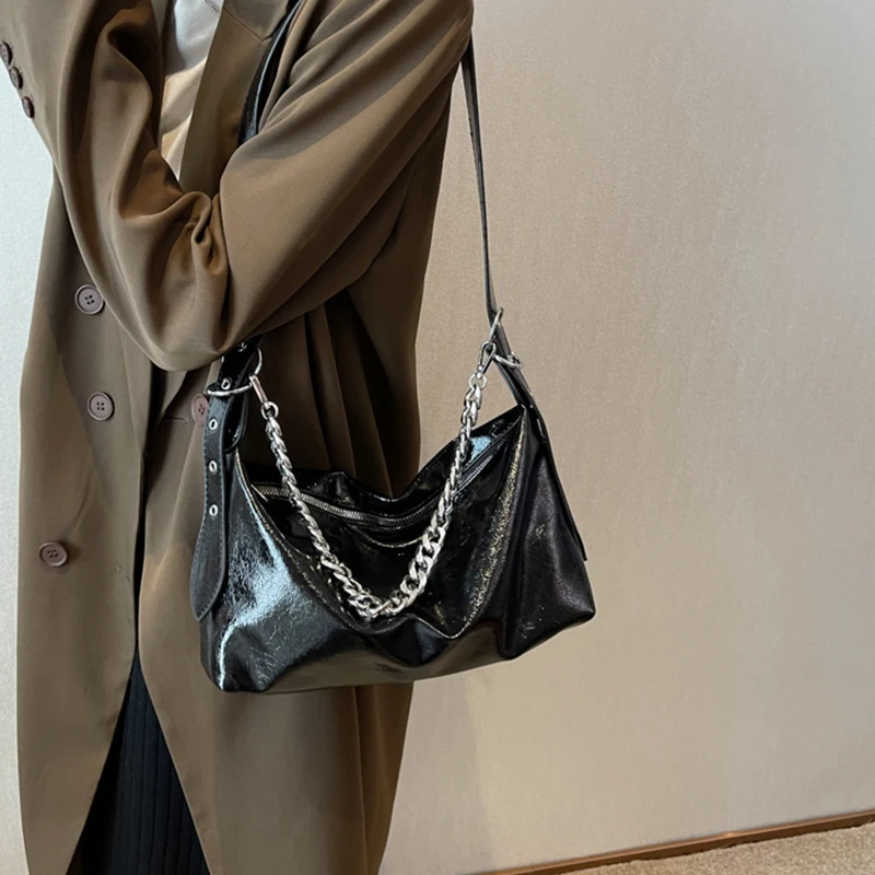 

Pu Leather Crossbody Bags for Women Chic Chains Women's Handbags Luxury Brands Solid Color Armpit Shoulder Bag Female Travel Sac