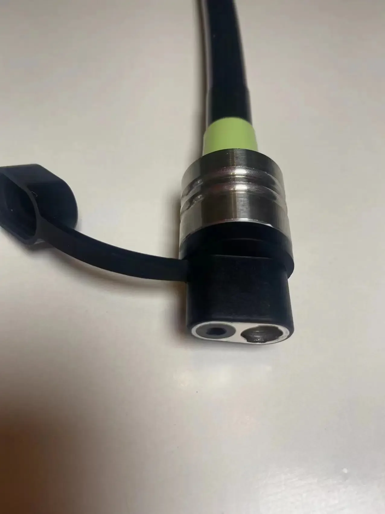 Совместим с фотографией Φ 902