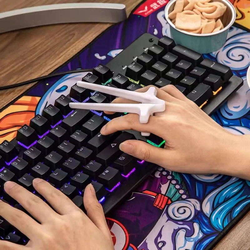 

4pcs Snacks Chopsticks Work Games Eating Food Will Not Pollute The Plastic Hands