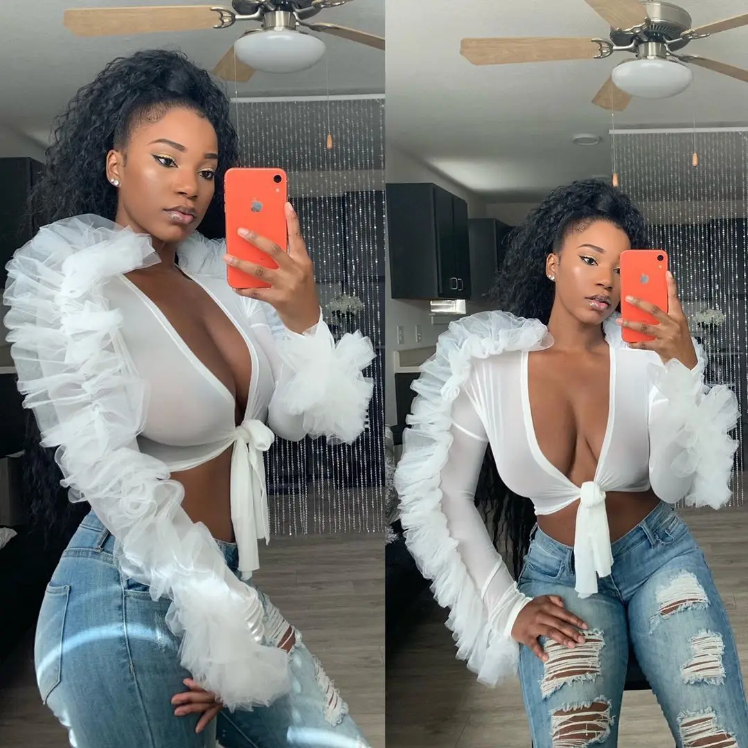 

2022 New Women's Stitching Mesh Petal Sleeves Navel Sexy Perspective Lace Lace Shirt Nightclub Hot Girl Mesh Top