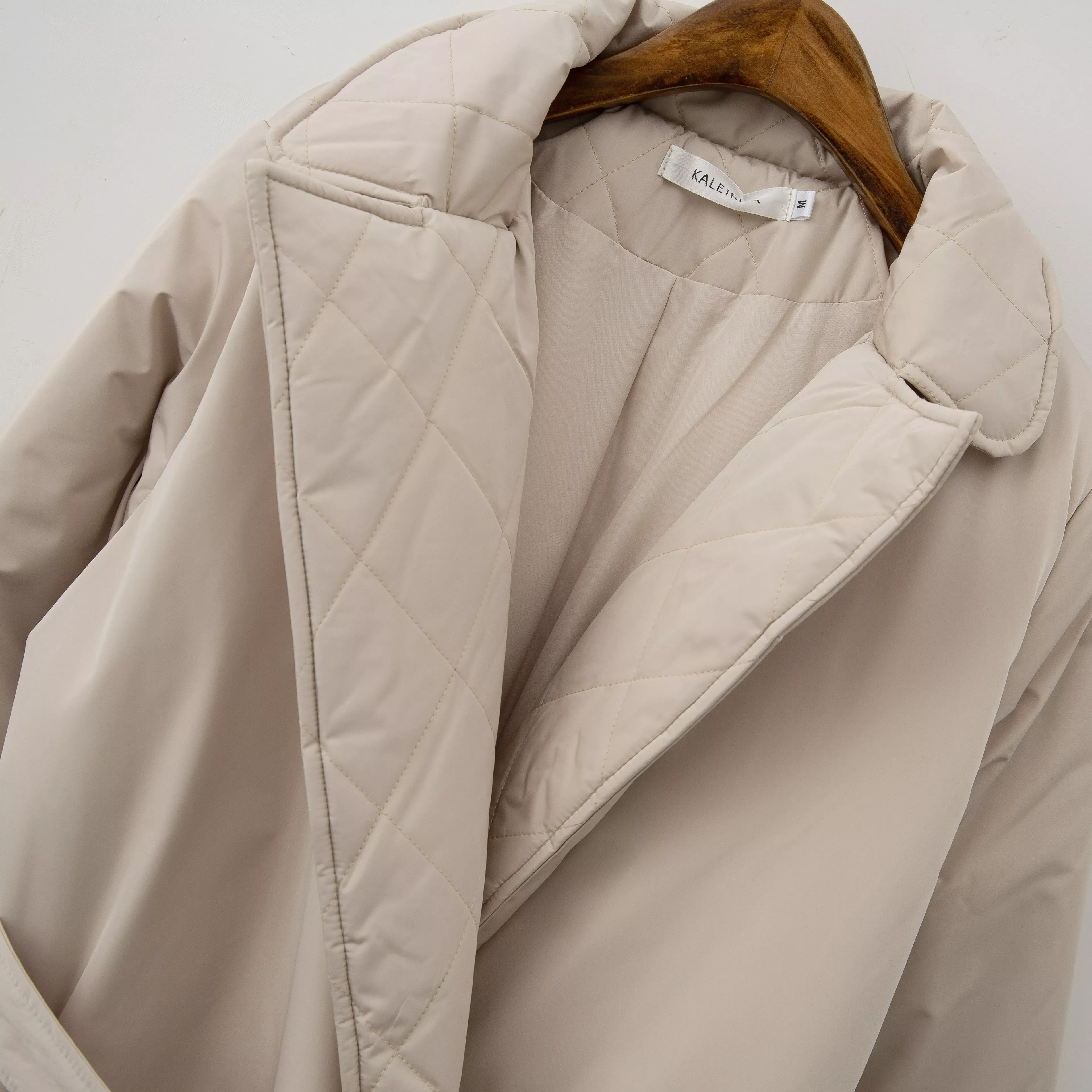2022New Women Winter Jacket coat Stylish Thick Warm fluff Parka Female  water proof outerware coat New Hot