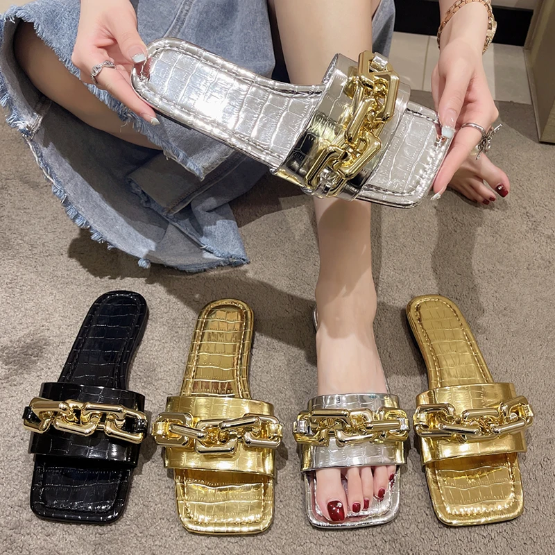Big Size Fashion Female Metal Chain Shoes Women Cloud Slippers Flip Flops 2022 Casual Indoor Slides Outside Gold Ladies Flats