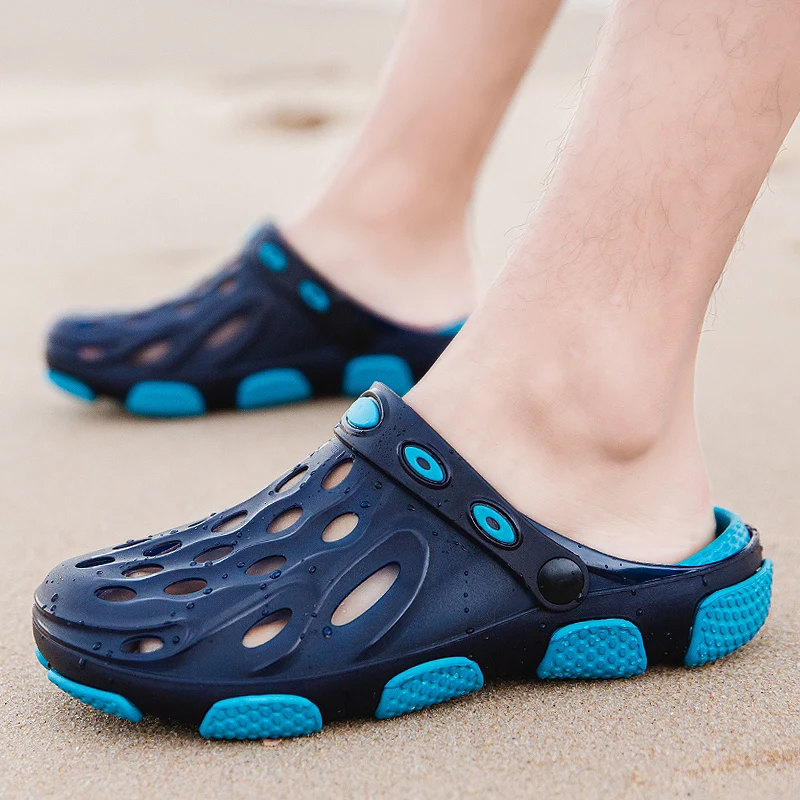 

Men Causal Summer Sandals EVA Garden Clogs Sandals Soft Memory Hospital Shoes Men Slip on Beach Water Slippers Zapatos Hombre