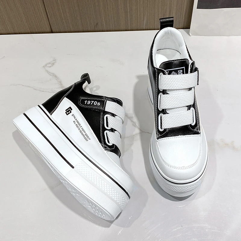 

Женские дышащие кроссовки, повседневная обувь на увеличенной платформе 8 см, кожаные белые туфли для отдыха, Женская Вулканизированная обувь