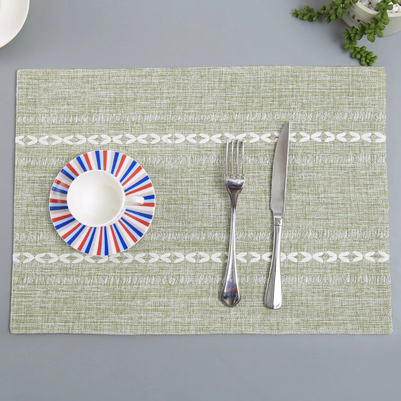 

Cotton and Linen European-style American Tablecloth Linen Insulation Table Mat Creative Heat-resistant Bowl Mat Fabric Placemat