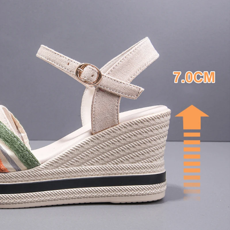 Platform Women Sandals Soft Height Increasing Female Sandals Fashion Leather Buckle Strap Women's Sandals Outdoor Free Shipping