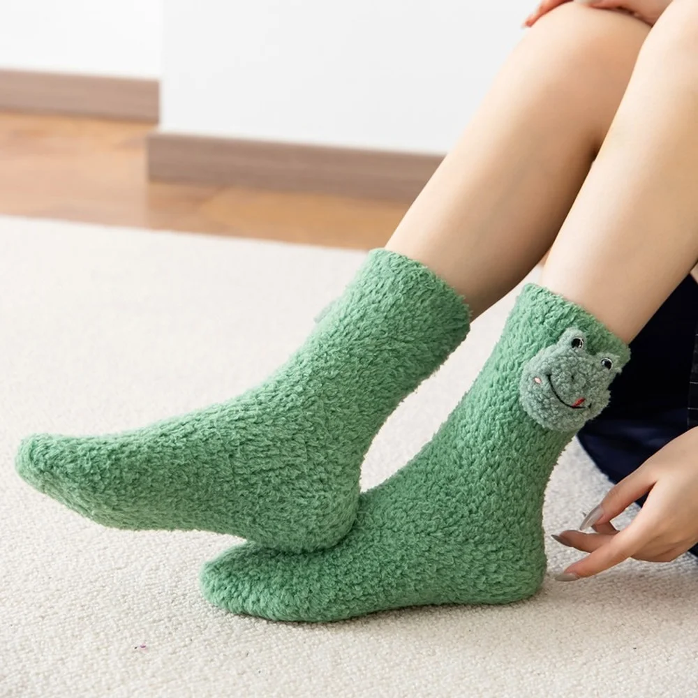 7 Pairs 2022 New Winter Cute Harajuku Doll Coral Fleece Socks Three-dimensional Cartoon Cat Dog Bear Ladies Sleep Floor Socks