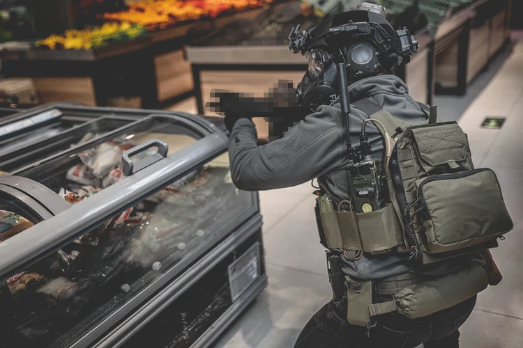 Outdoor Sports TYR MOLLE Zipper Water Bag Back Plate Bag Fcsk Tactical Vest Assault Back Plate JPC