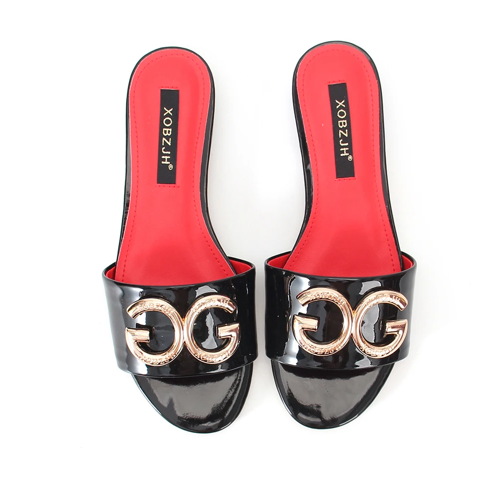 

2023 spring new flat sandals designer luxury crystal low heels women crystal bright leather slippers
