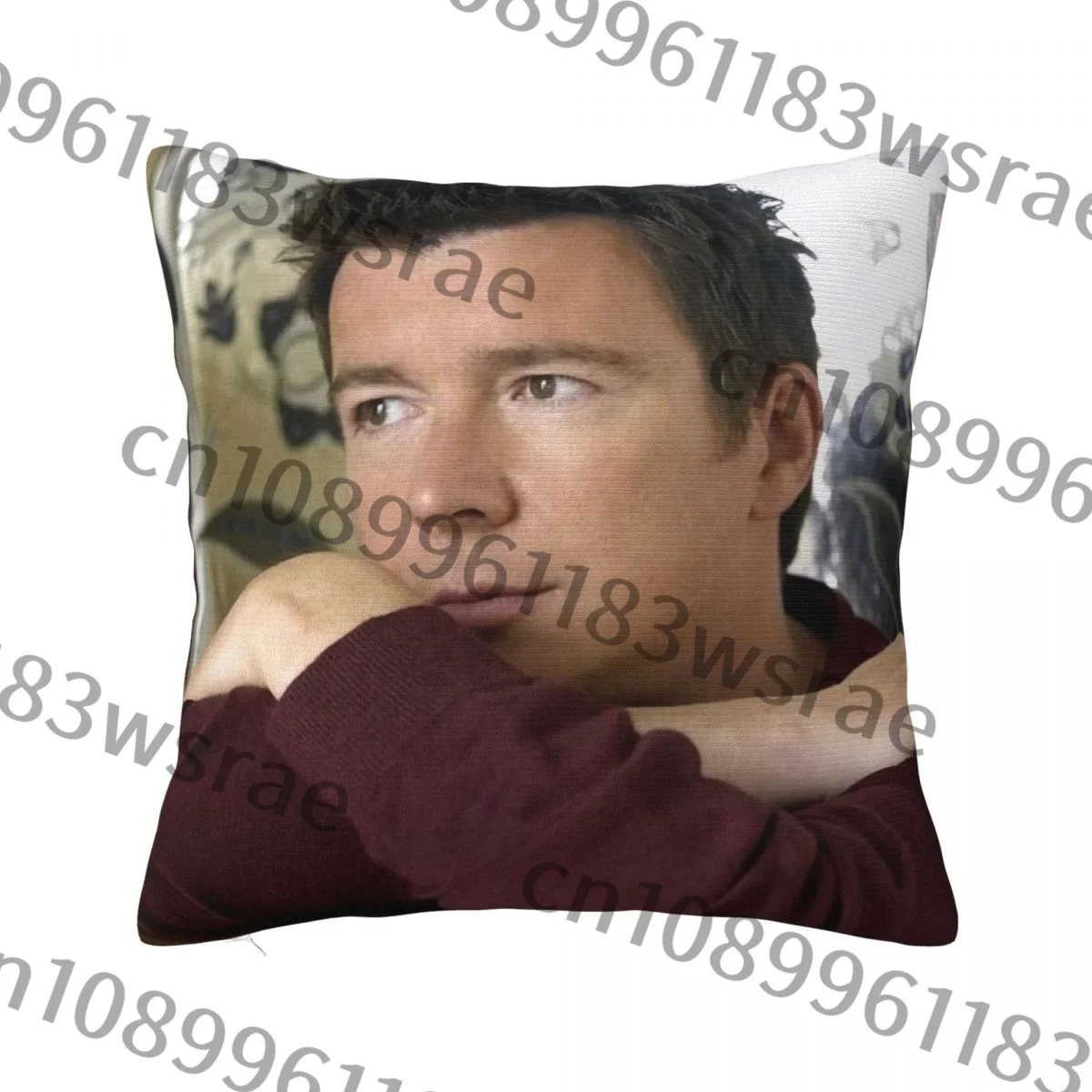 Романтическая подушка Rick Astley