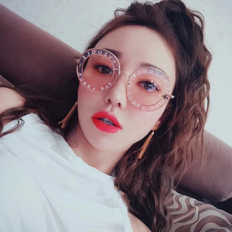 

Luxury Square Bee Sunglasses Women Men Retro Brand designer Metal Frame Oversized Sun Glasses Female Grandient Shades Oculos