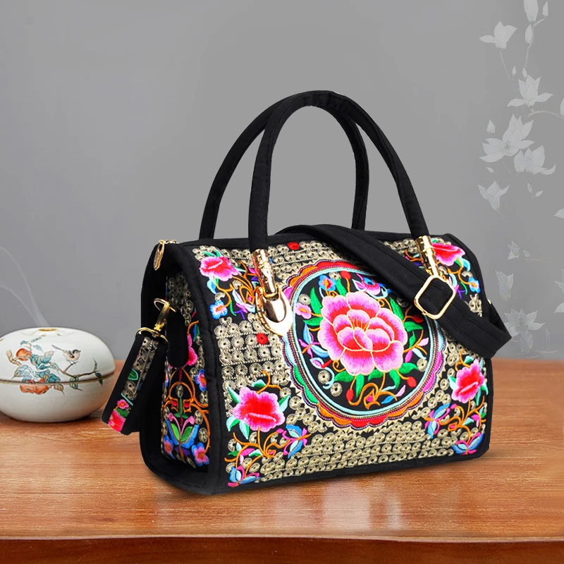 

Women Shoulder Bags Pretty Flower Bohemia Ethnic Style Large Capacity Travel Messenger Bag Handbag for Teenage Girl