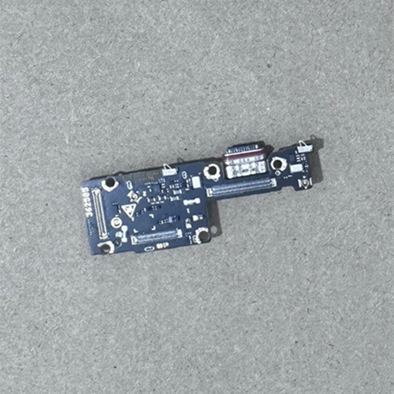 Запчасти для ремонта телефона ZTE Nubia Z80 Ultra  NX741J: USB-порт для зарядки, гибкий кабель-разъем, плата зарядки Type-C (art.: 3920d98e970e8) - 3920d98e970e8