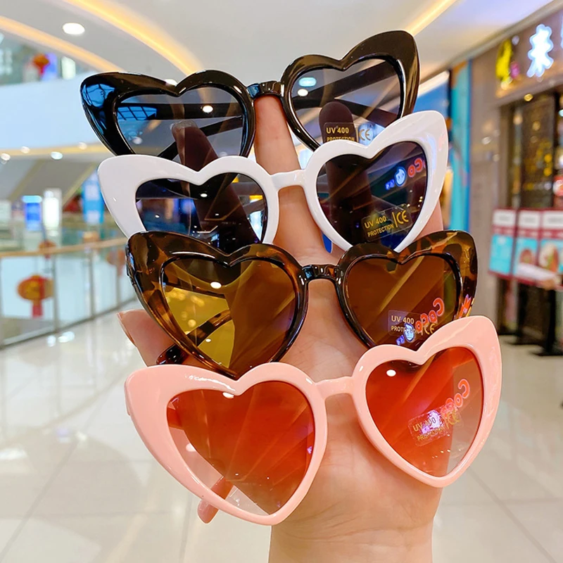 

Classic Heart Frame Kids Cute Colors Sunglasses Outdoor Children Lovely Personality Street Shooting Sunglasses Очки