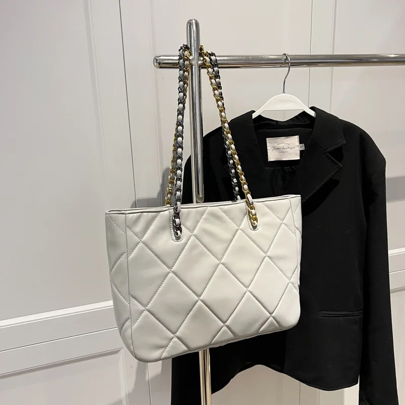 

Vintage Solid Color Rhombus Shopping Bag, Large Capacity Shoulder Bag, New Fashion Texture Commuter Chain Bag, Leisure Tote Bag