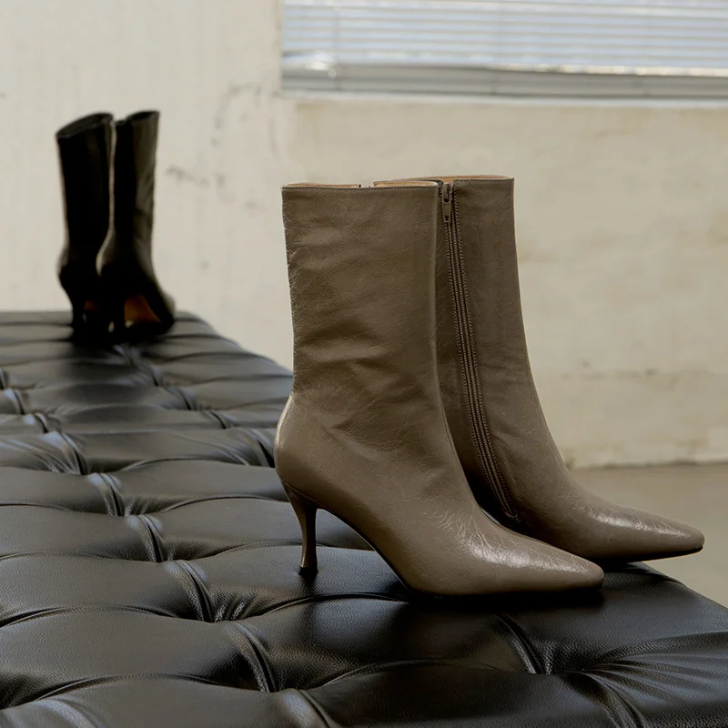 

Женские привлекательные классические туфли на высоком каблуке на молнии, современные женские ботильоны, женские кожаные ботинки с острым н...