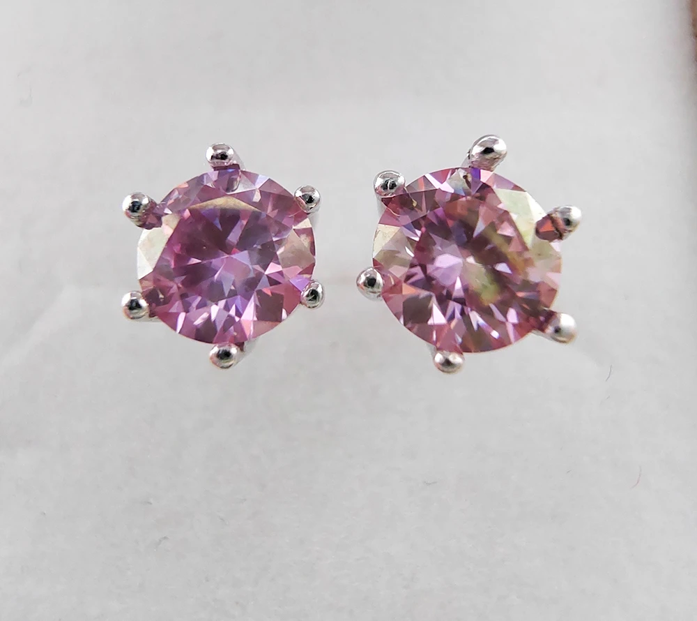 

Luomansi 6 Claw S925 Silver Pink Stud Earrings 1+1CT Yellow Blue Green Moissanite Pass Diamond Test Jewelry Wedding Party Gift