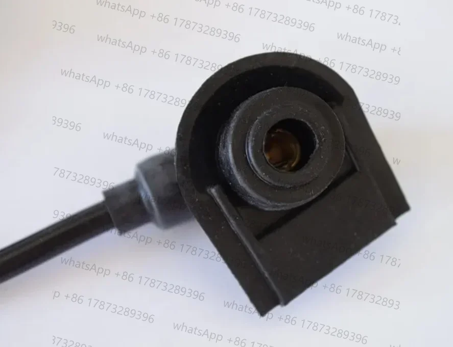 Катушка зажигания высокого давления KG105-14100 для KIPOR IG2000, IG2000S, IG2600, GS2600, KGE2000TI, KG158 — Запчасти для двигателя (art.: 3920d8d95ee77) - 3920d8d95ee77