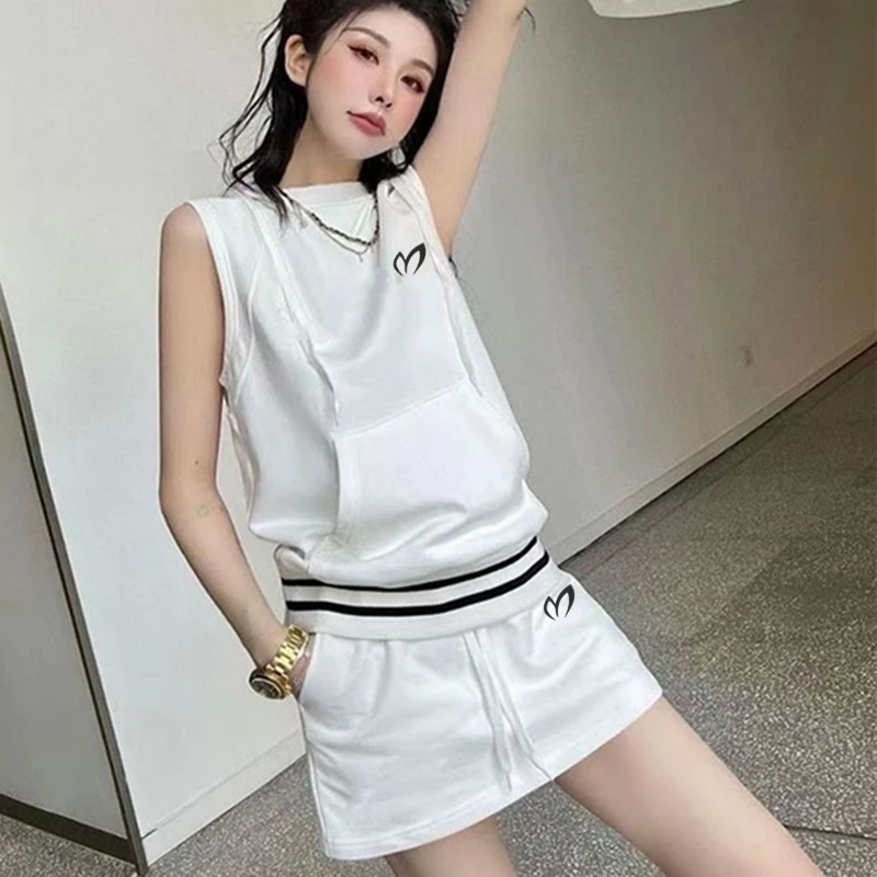 

Horse T-shirt 2023 Women's Golf Wear Summer Malbon Golf Top+Golf Skirt Hooded Golf Suit Women's Golf Clothing Mini Skirt