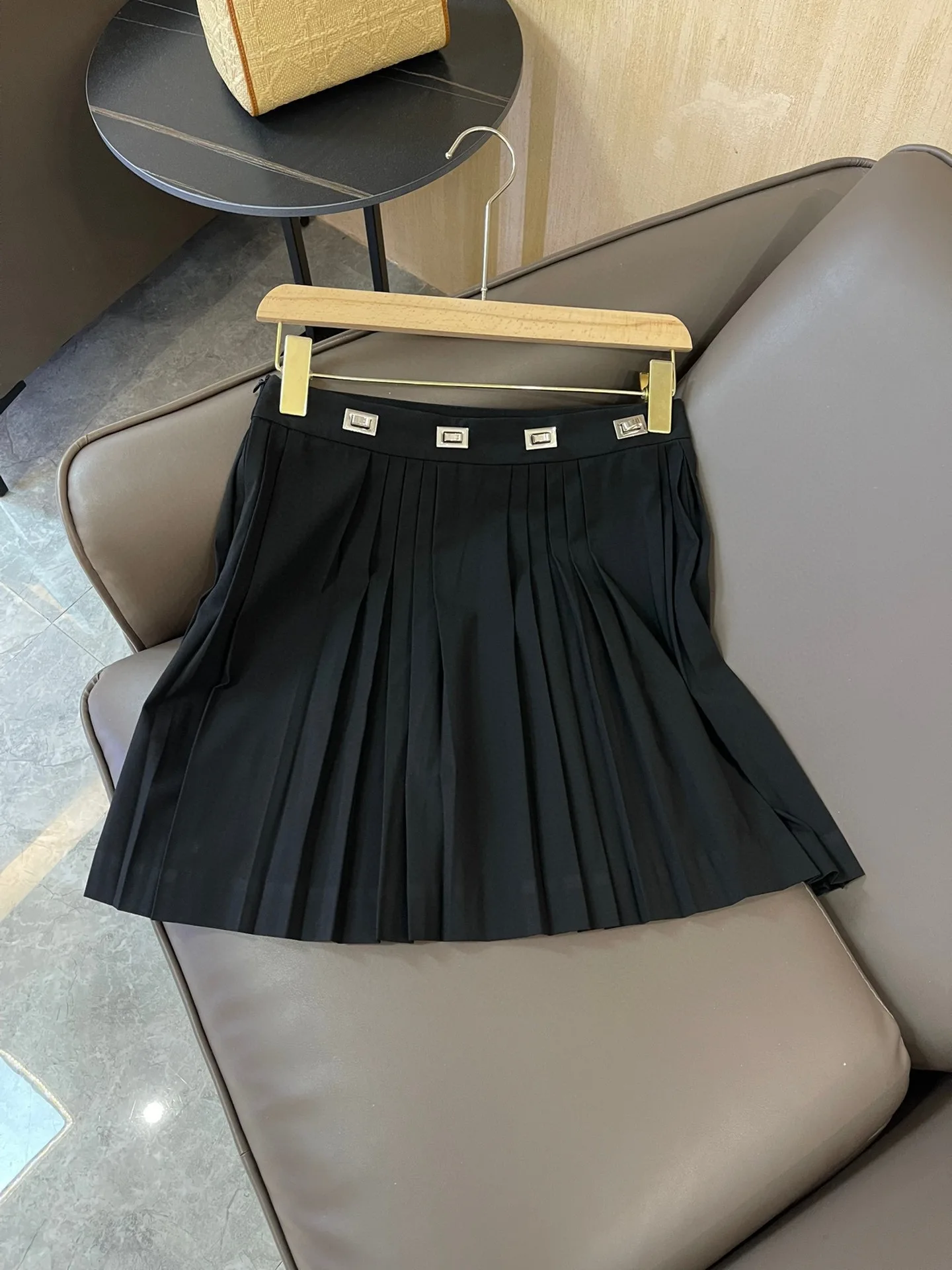 

2023 spring and summer women's clothing fashion new Pleated Skirt 0621
