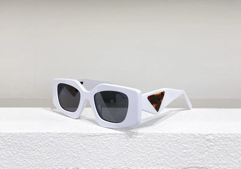 

Солнцезащитные очки в стиле ретро для мужчин и женщин, брендовые Роскошные модные солнечные очки для пар, с полочкой