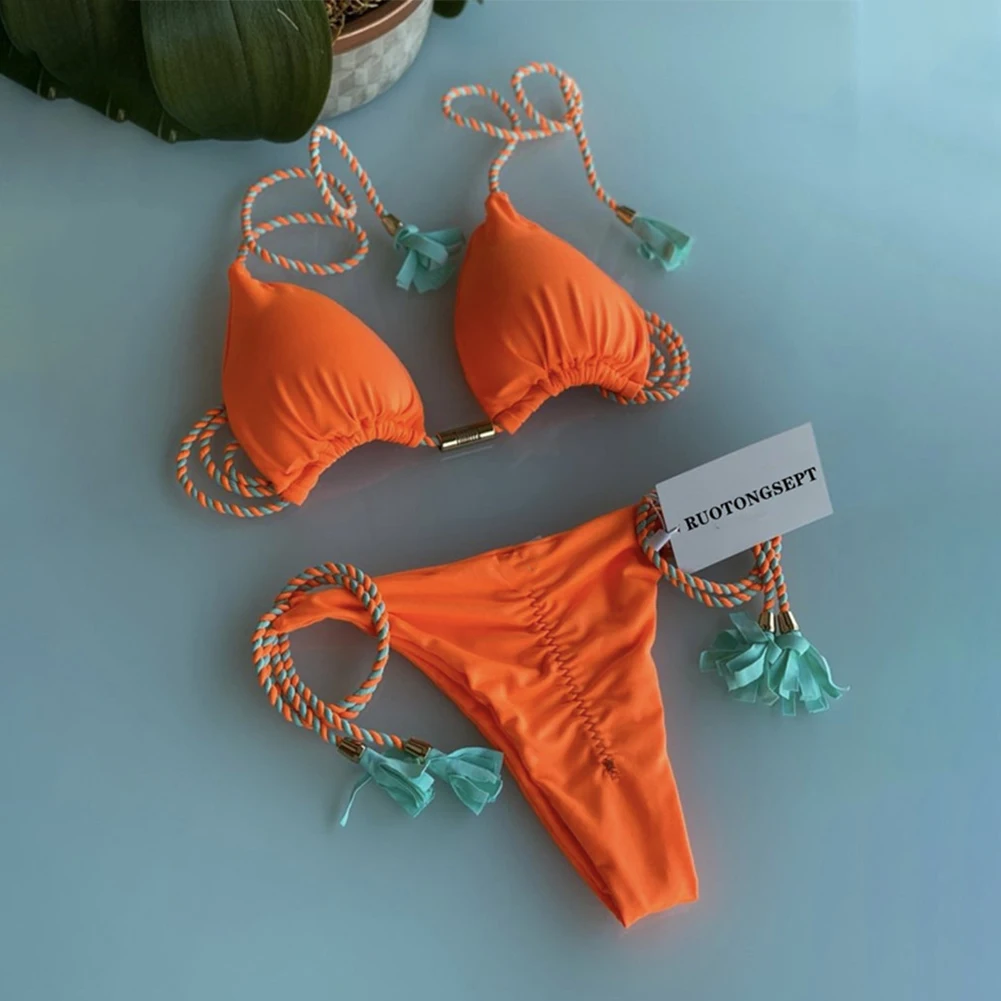 Рисунок 5 - Купальник женский однотонный с боковыми завязками