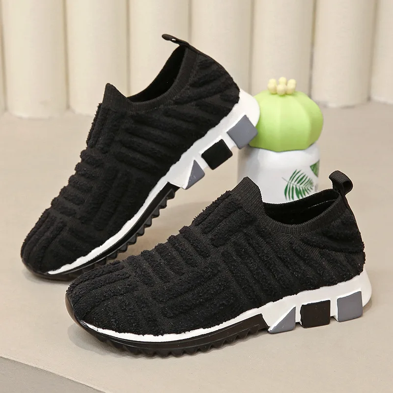 Green Summer New Women Shoes Plus Size 35-45 Flat Running Sneakers Casual Shoes Breathable Slip on Designer Ladies Loafers Shoes