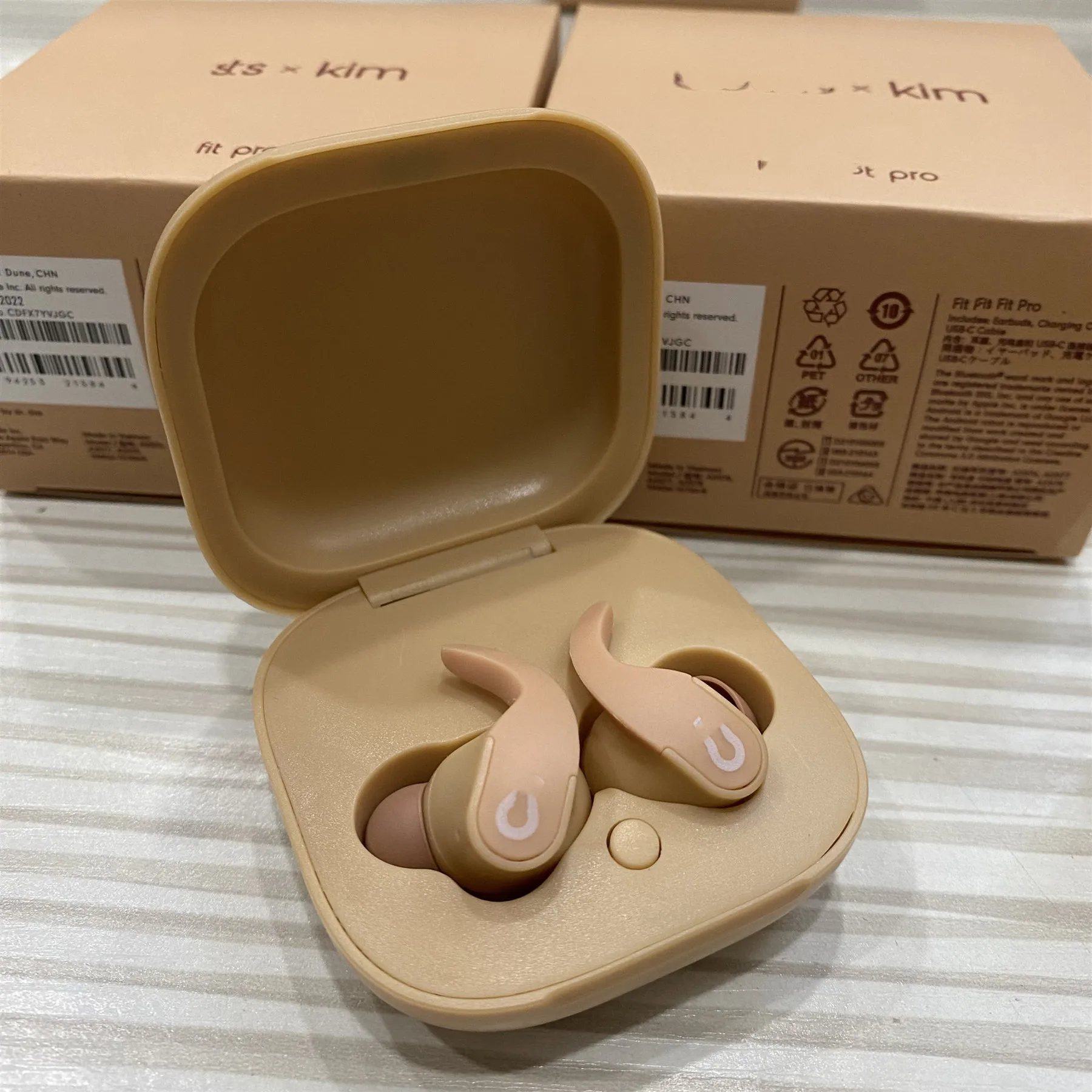 Фото Беспроводные Bluetooth-наушники Fit Pro, наушники-вкладыши для Beat Fit Pro fit pro, Спортивная Беспроводная стереогарнитура 5,0 №1