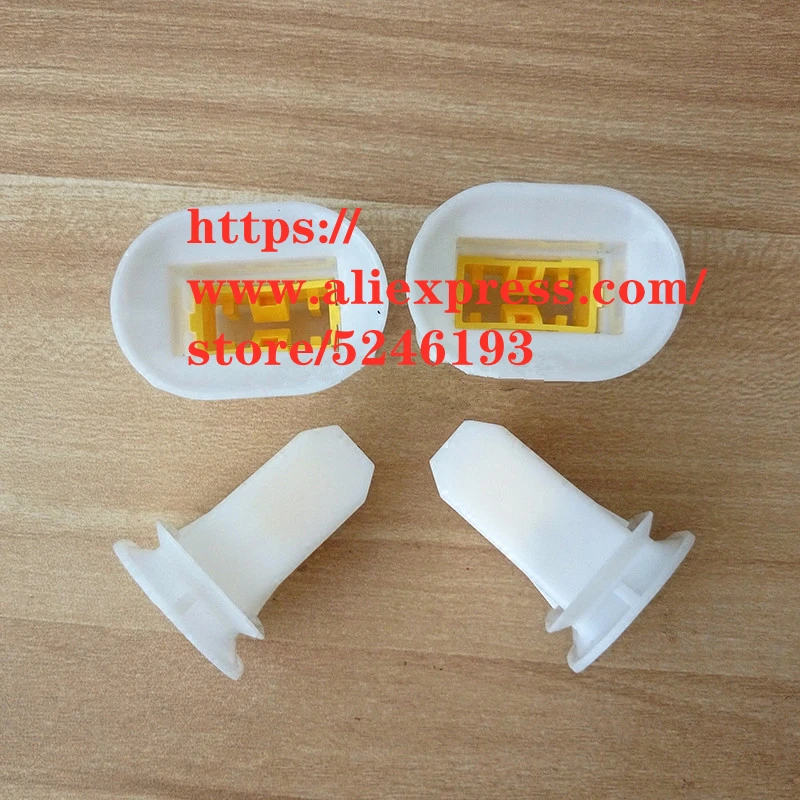 

2PCS/SET Rear seat fixing buckle for Geely Emgrand GS GL Rear seat clip