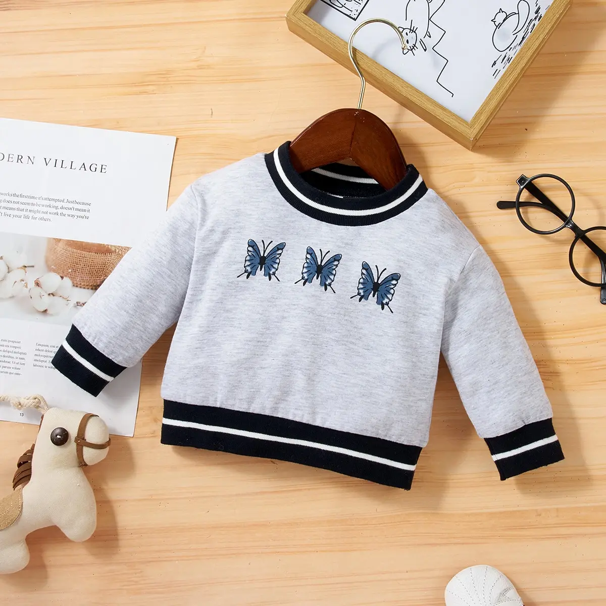 

Детская одежда для девочек, хлопковый топ с круглым вырезом и длинным рукавом, футболка с принтом бабочки