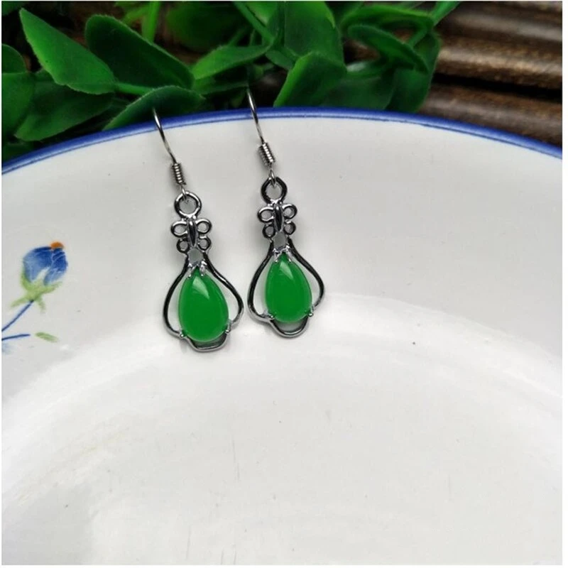 

Natural Green Chalcedony Hand-carved Drop Earrings Fashion Boutique Jewelry Ladies Earrings Gift Accessories