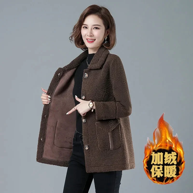 

Winter Jacket Women Lamb Fur Coat Thicke Warm Cotton Padded Jacket Female Grain Velvet Coats Outerwear Middle Aged Mom Clothes