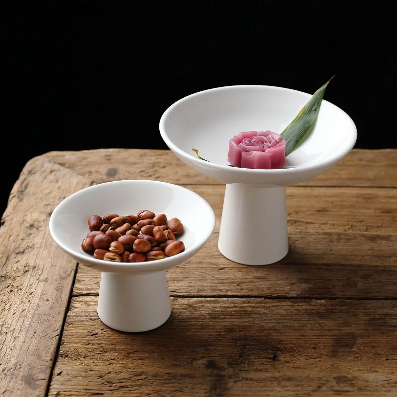 

White Ceramic Plate Tall Feet Refreshment Tray Round Dried Fruit Snacks Plate Fruit Tray Dessert Plates Cake Pan Tableware Dish