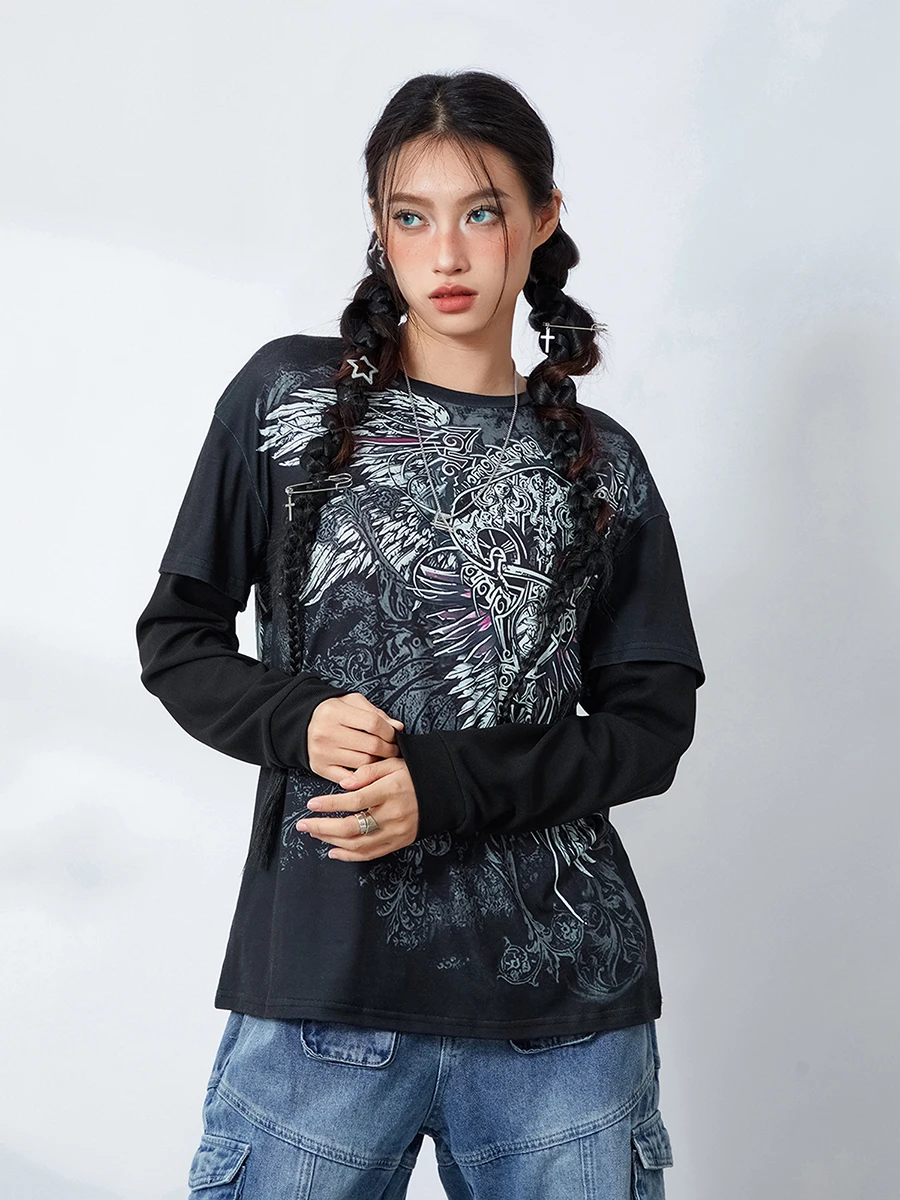 Женский топ с длинным рукавом круглым вырезом и графическим принтом