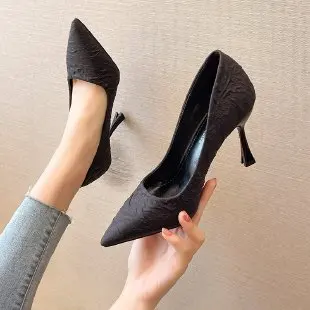 

New Comfortable and Versatile Personality Classic Shallow Heel Stiletto Pointed High Heels Women 2022 White Stiletto Spring