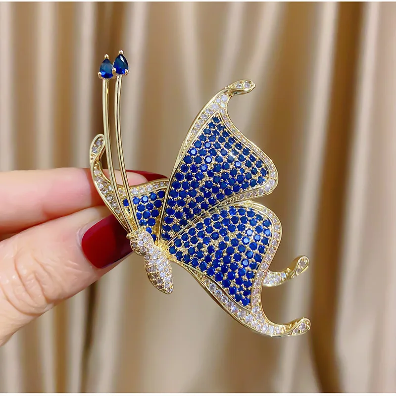 

Luxury Palace Style Medal Butterfly Brooch Elegant Vivid Cubic Zircon Animal High-grade Clothing Pin and Brooches Woman Jewelry