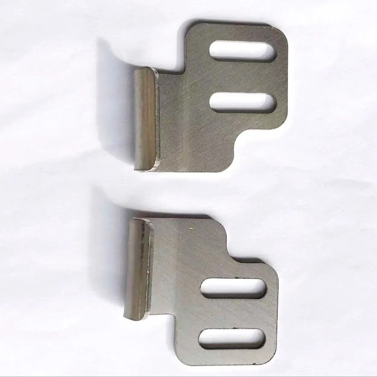 

Универсальный мотоциклетный боковой багажник, чехол, коробка, опорная пластина, коготь, быстроразъемный крючок, монтажная опорная пластина, кронштейн, аксессуары для мотоциклов