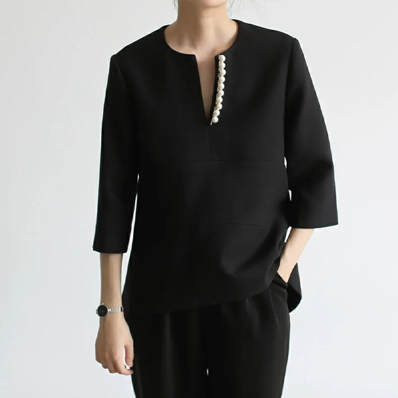 

2022 Spring Bottoming Shirt New Spring and Autumn V-neck Short Top Women's Summer Loose T-shirt