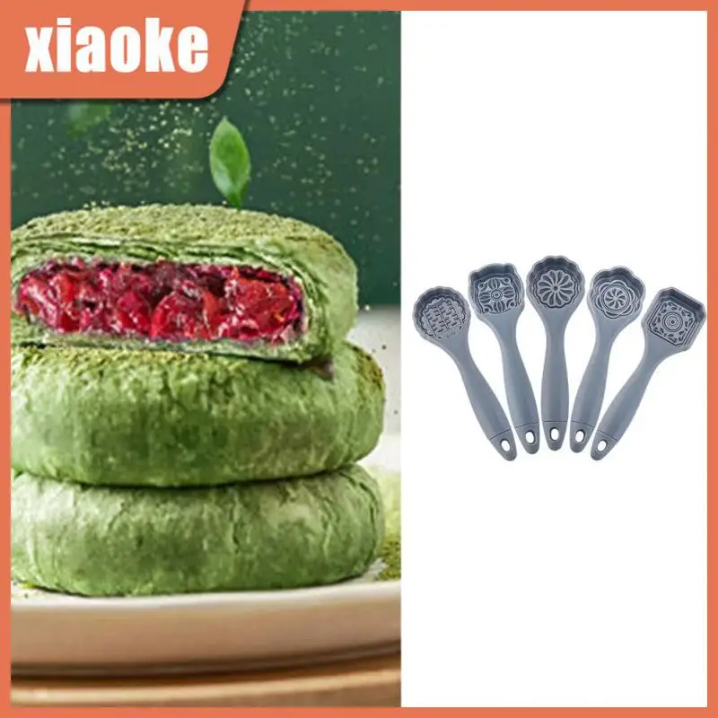 

Gray Food-grade Moon Cake Mould Three-dimensional Mid Autumn Mooncake Mold Easy Demoulding Tail Hanging Hole Design 5 Pcs/set PР